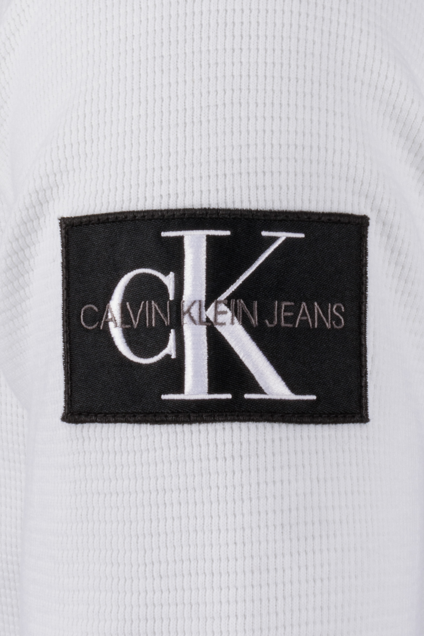 CALVIN - MONO BADGE WAFFLE LS TEE - 6610 | Baccus 