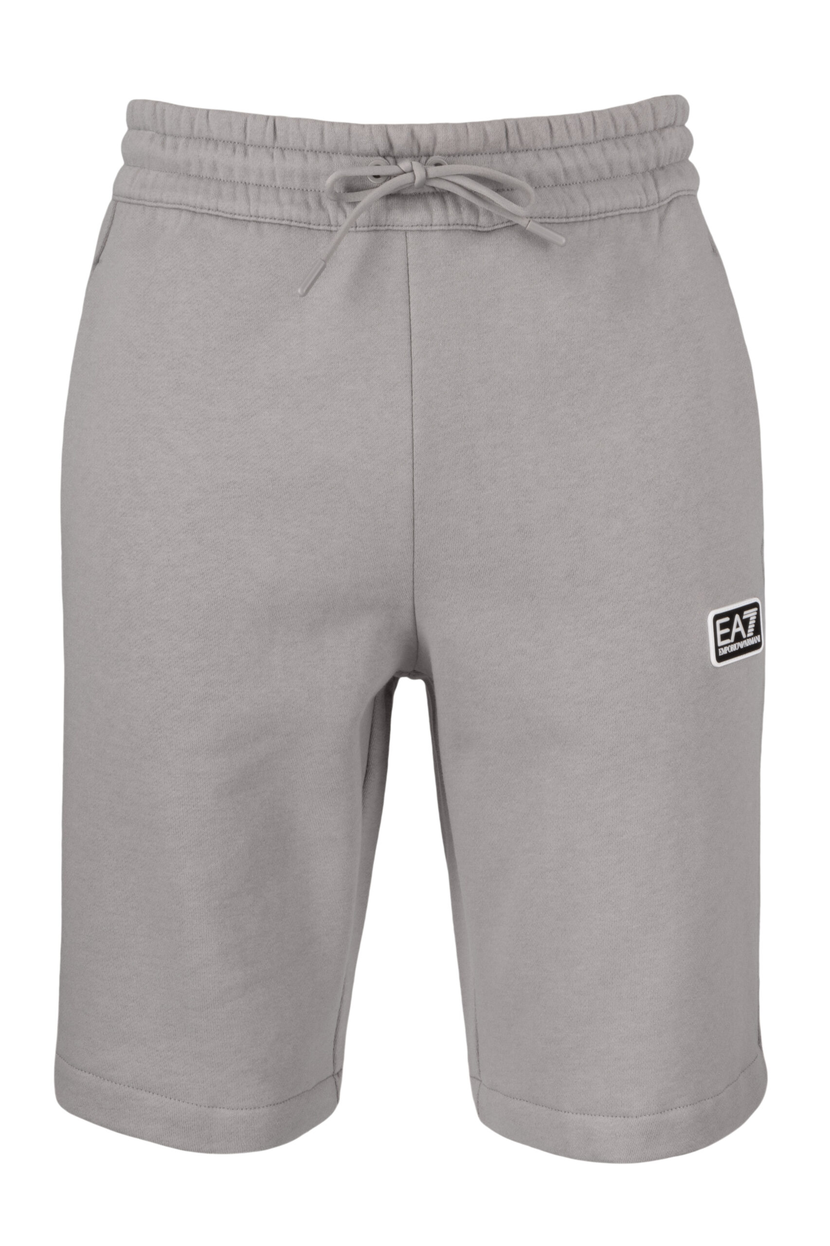 Shorts ea7 on sale