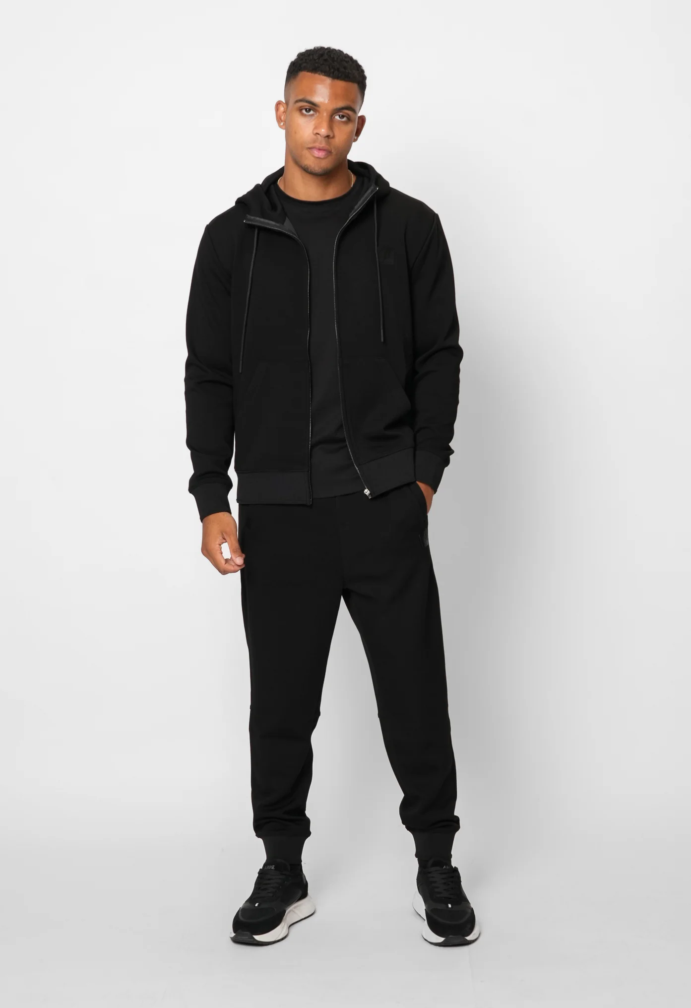 Valére Milano - Luxe Premium Hoodie - Black - Image 2