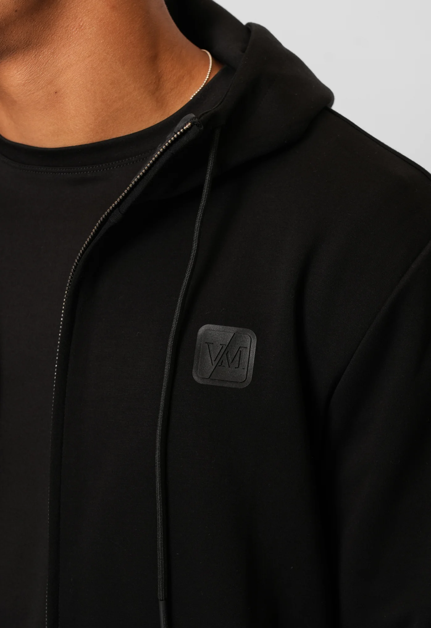Valére Milano - Luxe Premium Hoodie - Black - Image 4