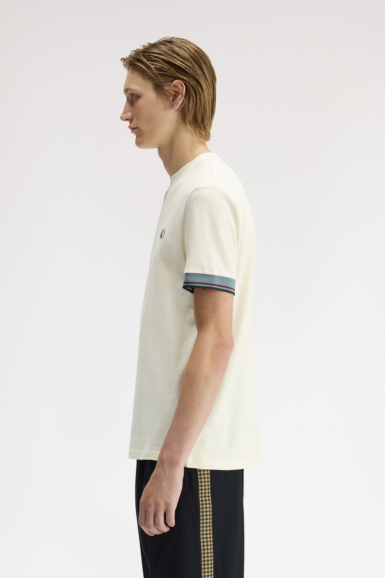 Fred Perry - Twin Tipped Cuff T-Shirt - Ecru - Image 8