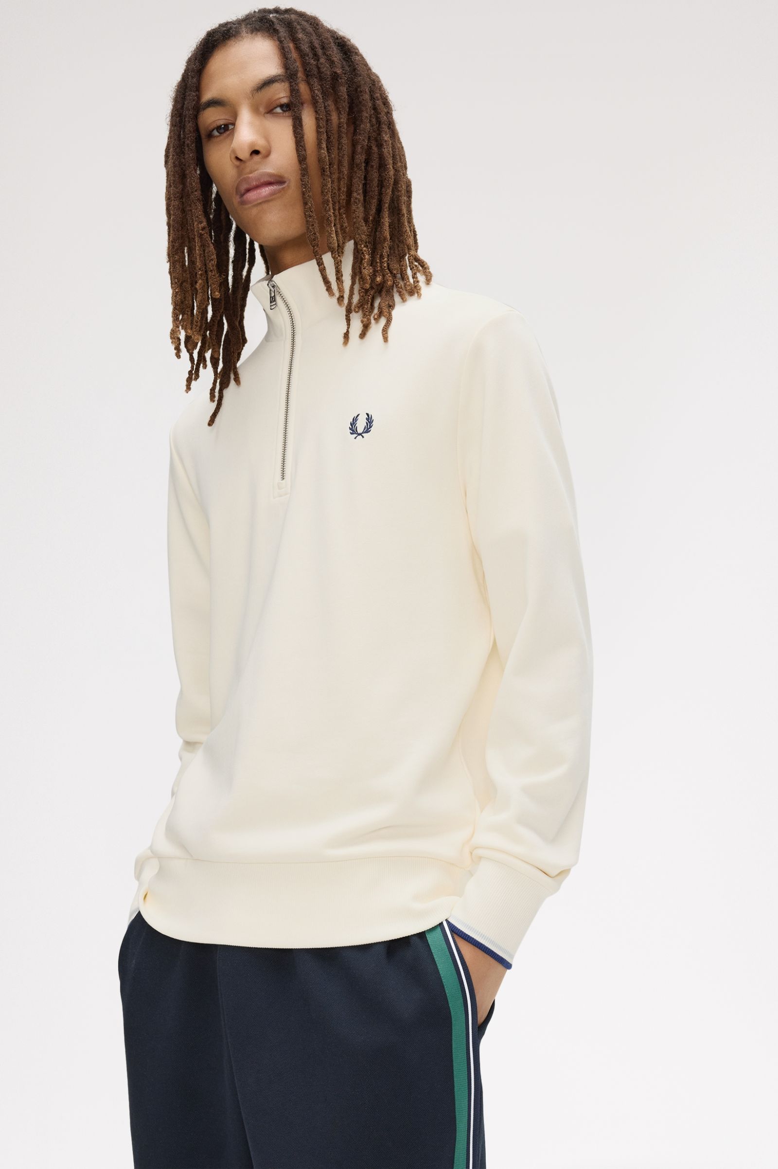 Fred Perry - Halfzip Sweatshirt M3574 - Ecru - Image 2