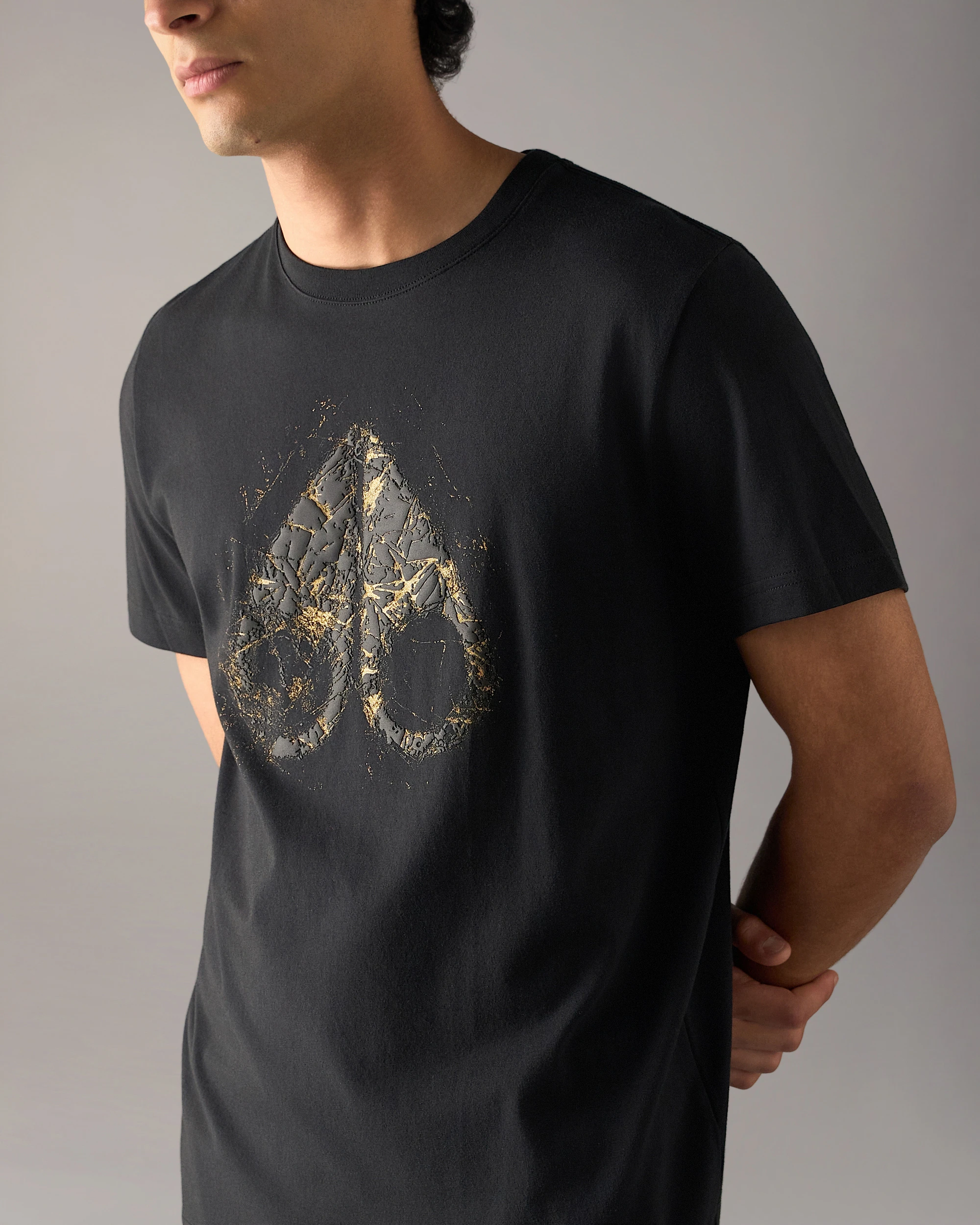 Moose Knuckles - Gold Series Icebreak Logo T-Shirt - Black - Image 3